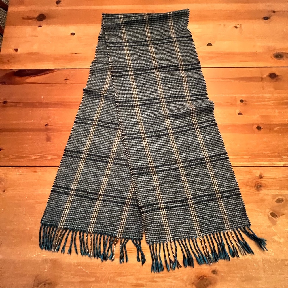 Women’s 100% Baby Alpaca Blue Plaid Fringe Scarf